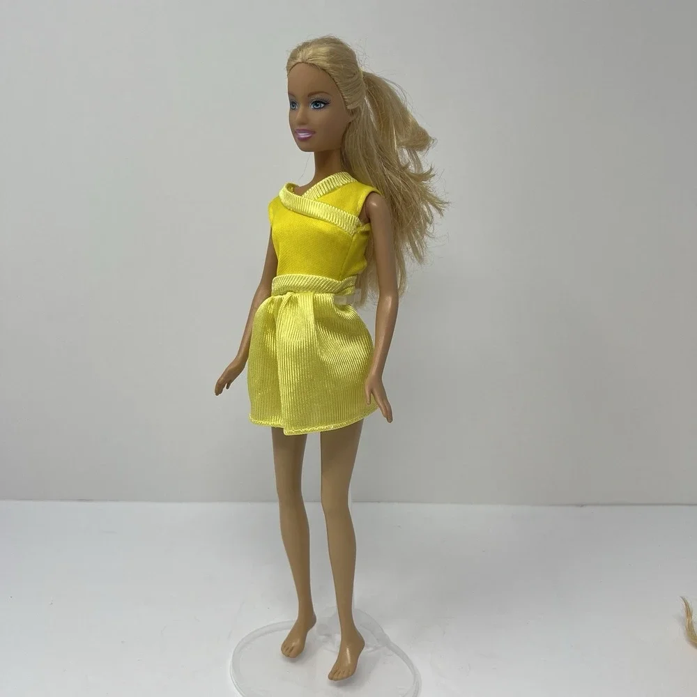Barbie Fashionistas‎ Doll Ooak 1999-2005 blonde hair in Yellow Dress